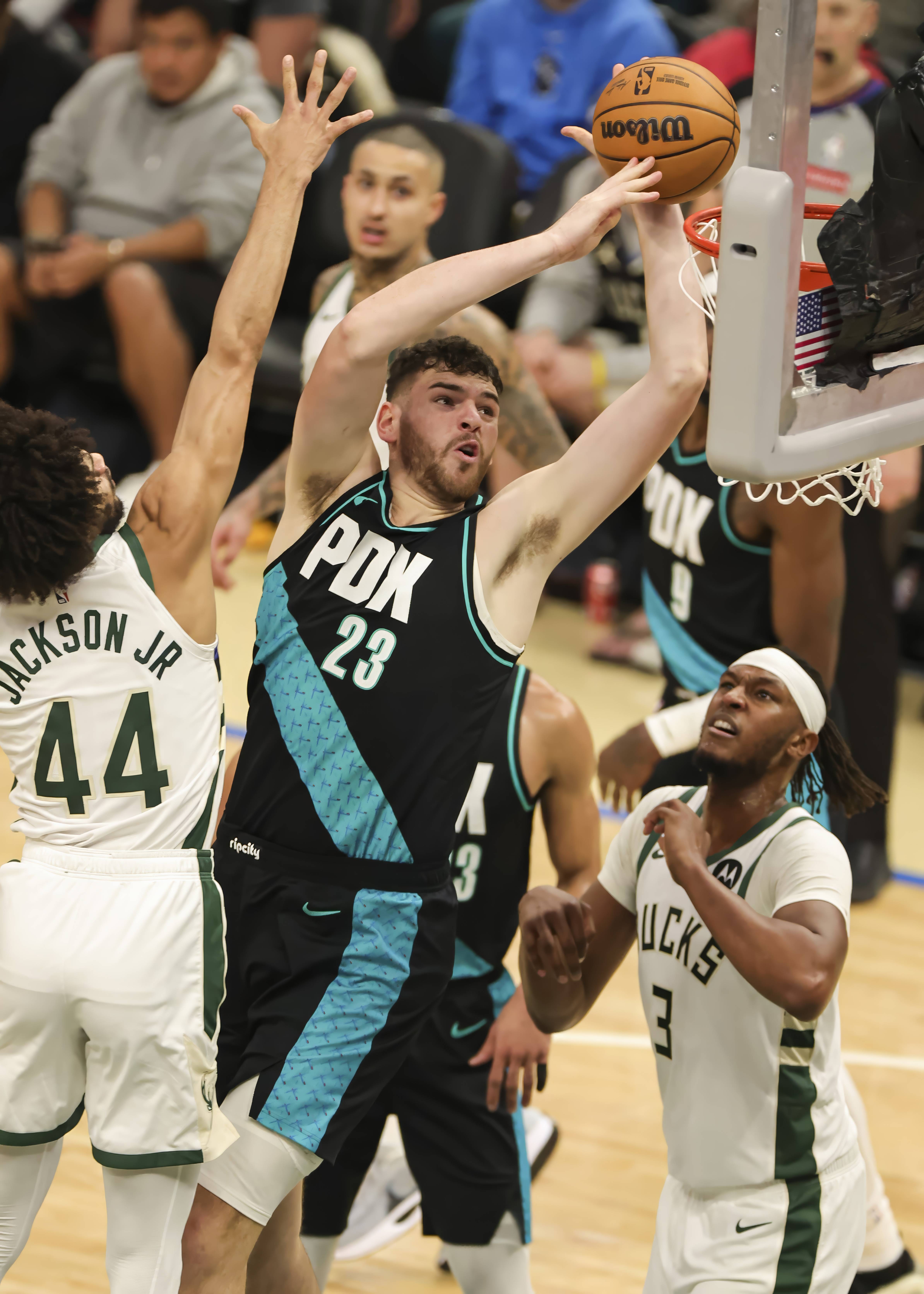 开云体育-NBA常规赛赛程吃紧，波特兰开拓者国际比赛日强势反弹，更衣室稳定，阵容厚度经受考验的简单介绍